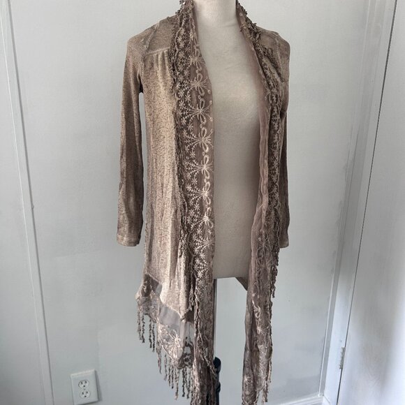 VENUS Tops - One World Eyelash Sweater Vest